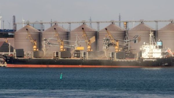 Russia attacks Ukrainian ports after leaving grain deal