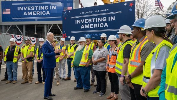 Biden DOE Investing $1.7 Billion to Support Auto Workers and EV Production