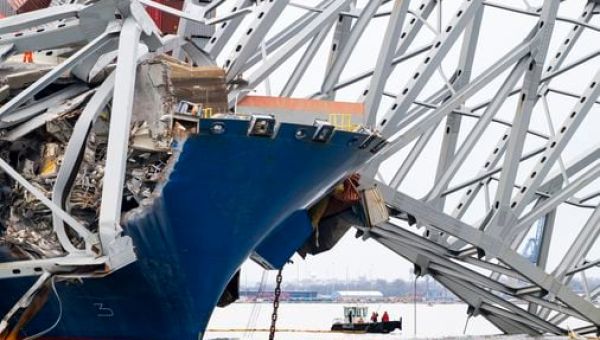 Crews at Baltimore bridge collapse continue meticulous work of removing twisted steel and concrete – The Boston Globe