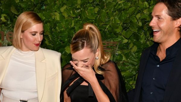 Margot Robbie’s ‘bum pinched’ by husband on red carpet in hilarious scenes