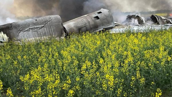 Downing of strategic bomber 300km into Russia could make Kremlin rethink strategy