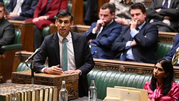 'Cruel' asylum plan by Rishi Sunak violates international law, says UN