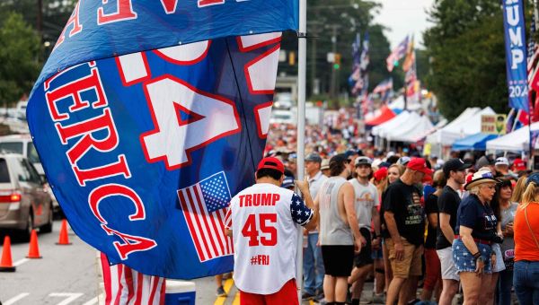Lindsey Graham heckled as he appears with Trump at South Carolina rally – live