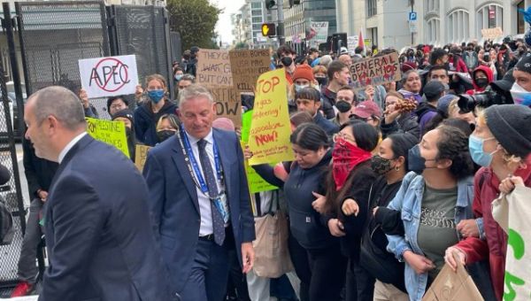 Protesters in San Francisco try to block CEOs from APEC trade summit