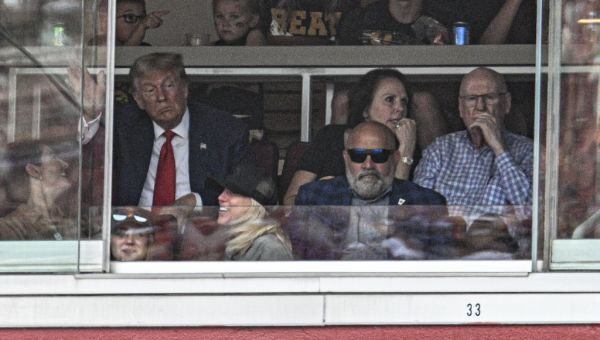 Iowa State fans give Donald Trump crude welcome