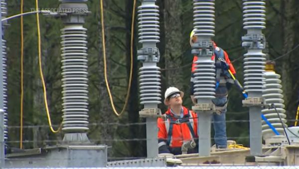 Thousands left without power after attacks on multiple substations in Washington - LeoAffairs