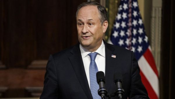 Second gentleman Doug Emhoff tests COVID-19 positive – UPI.com