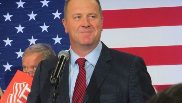 Missouri’s Eric Schmitt not taking sides in clash over H-1B visa program – Missourinet