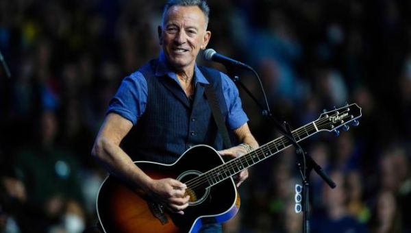 ‘Dried out prune’? ‘Corrupt’ and ‘incompetent’? It’s getting nasty between Springsteen and Trump