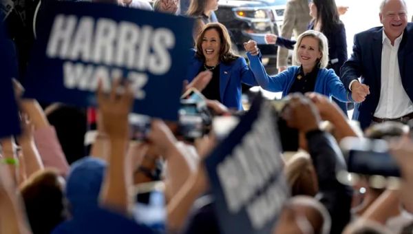 Kamala Harris and Tim Walz tour Western Pennsylvania one day before the DNC begins