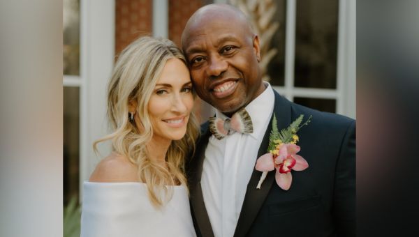 Sen. Tim Scott marries Mindy Noce in South Carolina ceremony