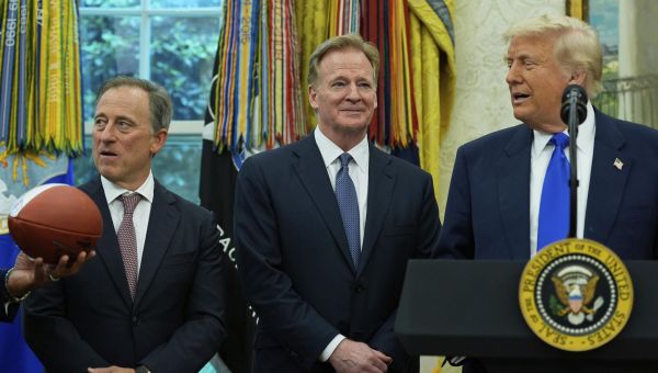 Trump announces Washington will host 2027 NFL draft