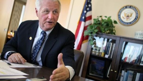 William Delahunt, former congressman who led a groundbreaking prosecutor’s office, dies at 82 – The Boston Globe