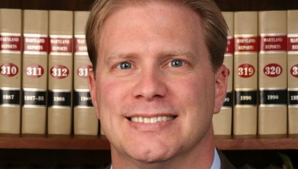 Manhunt on for gunman who allegedly killed judge over divorce proceedings