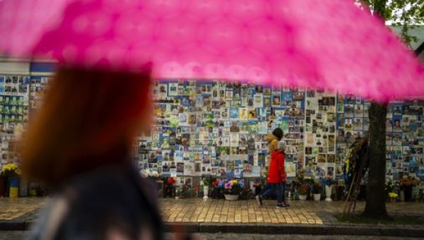 Ukrainian and Western leaders laud US aid package while the Kremlin warns of ‘further ruin’ – The Boston Globe