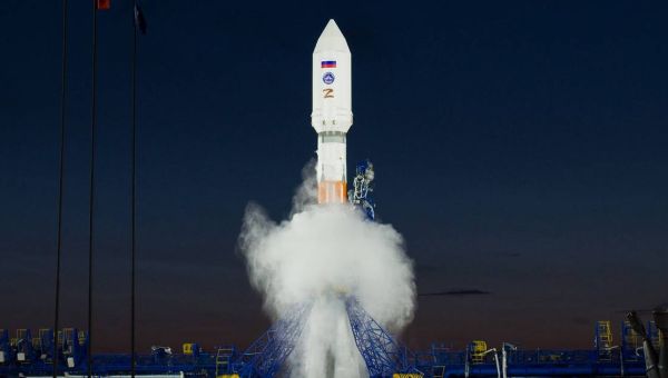 U.S. says Russia probably put ‘counterspace weapon’ in orbit to attack satellites