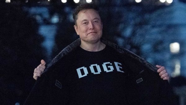 Trump administration asks Supreme Court to halt discovery in DOGE case