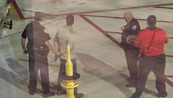 Passenger escapes through emergency hatch on Southwest Airlines flight at MSY, JPSO reports