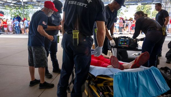 Trump holding another desert rally despite 11 falling ill due to heat exhaustion before Phoenix event