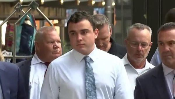 Charges reinstated against ex-officer Mark Dial in Eddie Irizarry shooting