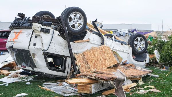 Tornadoes kill at least 3 and leave trails of destruction in the central US