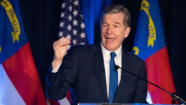 NC governor withdraws from Harris VP sweepstakes