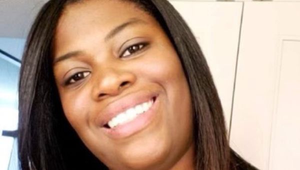 White woman who fatally shot Black woman through front door arrested on manslaughter and other charges