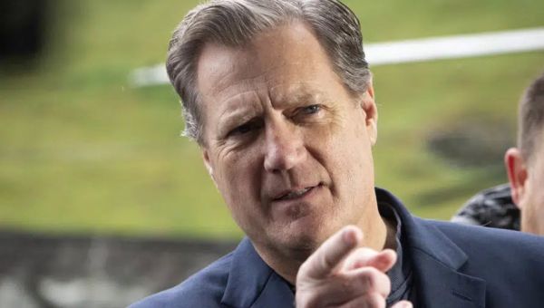 House Intel Chair Turner issues vague warning on ‘serious national security threat,’ urges Biden to declassify