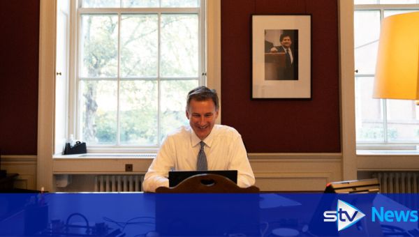 Hunt: ‘Path to stability depends on taking difficult decisions now’