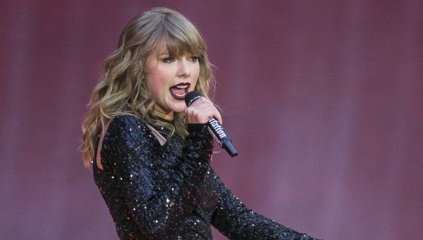 Have ‘Swifties’ Been Politicized? Ticketmaster Fiasco Sees Swift Fans Politically Mobilizing