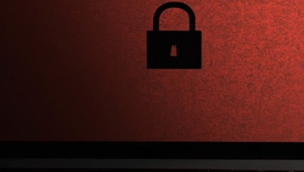 Thousands of NI police details exposed online