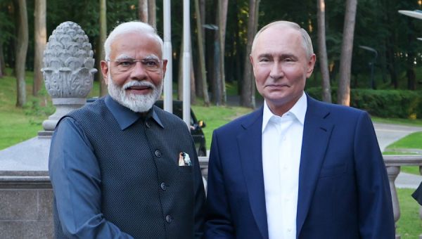 Modi spends a busy day doing deals with Russia