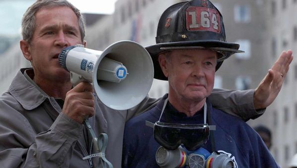 9/11 Hero Bob Beckwith, Who Stood with President Bush in Iconic Ground Zero Photo, Dies at 91
