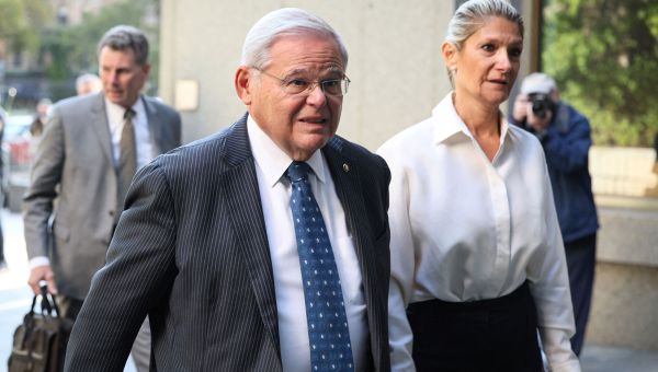 Jury Convicts Bob Menendez’s Wife for Bribery Scheme Involvement | National Review