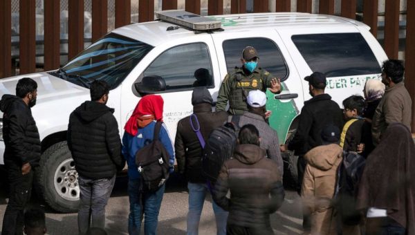 Federal judge halts the rapid removal of migrants under pandemic-era policy