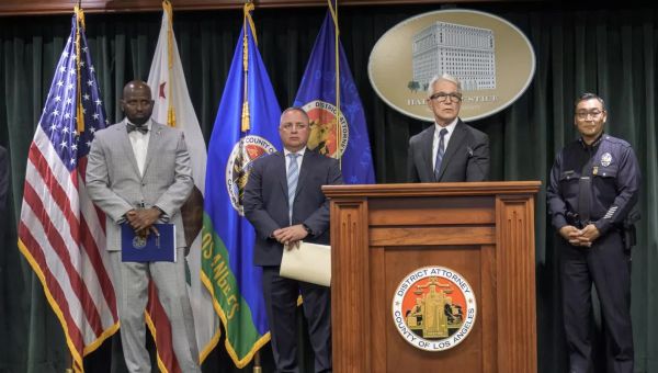 FBI raids home of LA deputy mayor over alleged bomb threat
