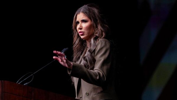 Trump administration offers $1,000 to undocumented immigrants to leave US