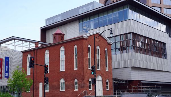 Two Israeli Embassy Staffers Shot Dead Outside Capital Jewish Museum in DC