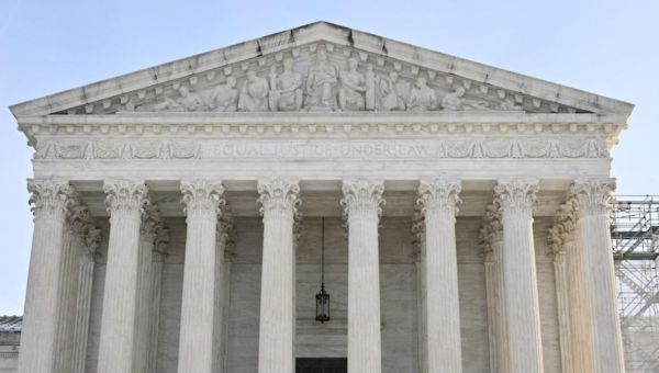 Supreme Court blocks Trump administration from deportations under Alien Enemies Act for now