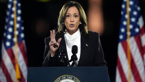 What to make of Iowa poll showing Kamala Harris with lead in the state
