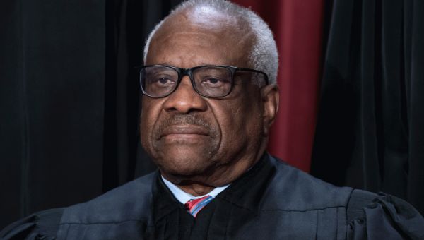 Clarence Thomas’ 38 vacations