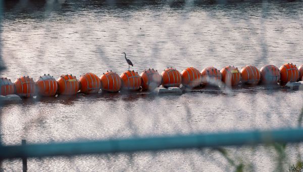 Texas gets win from full appeals court in dispute with DOJ over buoys in Rio Grande – WSVN 7News | Miami News, Weather, Sports | Fort Lauderdale