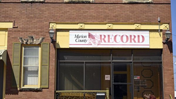 Dozens of news organizations condemn police raid and seizure on Kansas newspaper