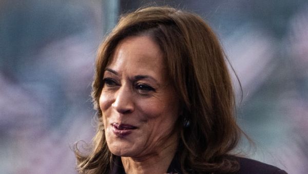 Kamala Harris Breaks Silence After Donald Trump Is Elected President – E! Online
