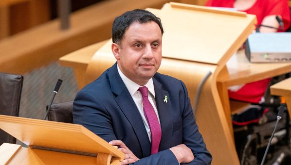 Anas Sarwar forced to admit family’s business doesn’t pay ‘real Living Wage’
