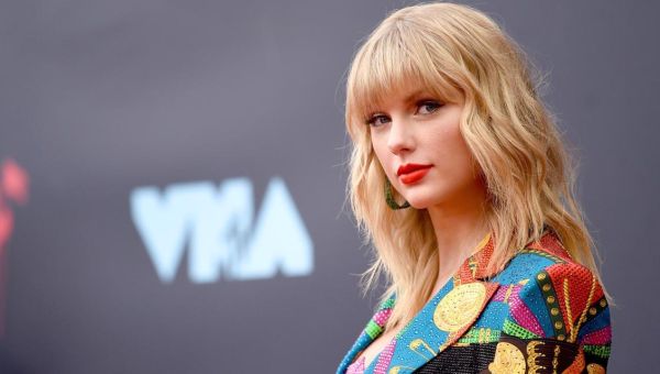 ‘Swifties’ mobilizing against Ticketmaster following Eras Tour ticket sale debacle