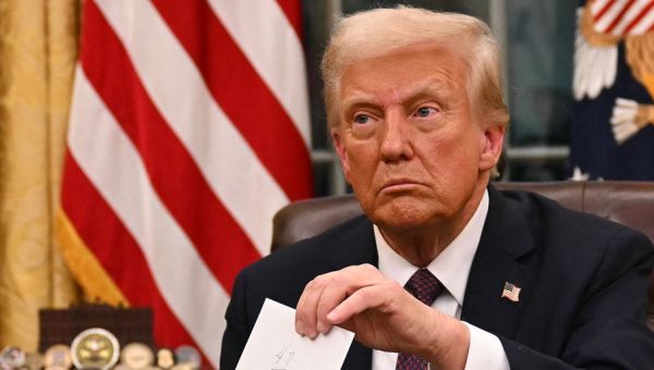 Trump attacks DEI policies after DC plane crash, says FAA employees must be held to 'highest standards'
