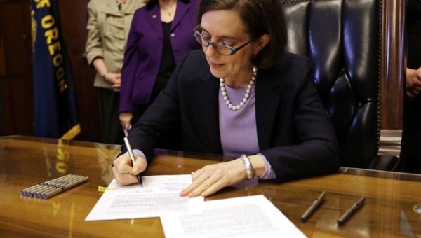 Why Oregon’s Governor Just Commuted the Sentence of Every Death Row Inmate in the State