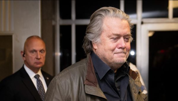 Justice Dept. says Steve Bannon should get 6-month sentence