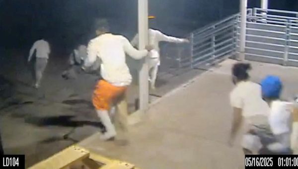 New Orleans jail escape: Employee arrested, accused of helping 10 inmates break out; 6 still on the run